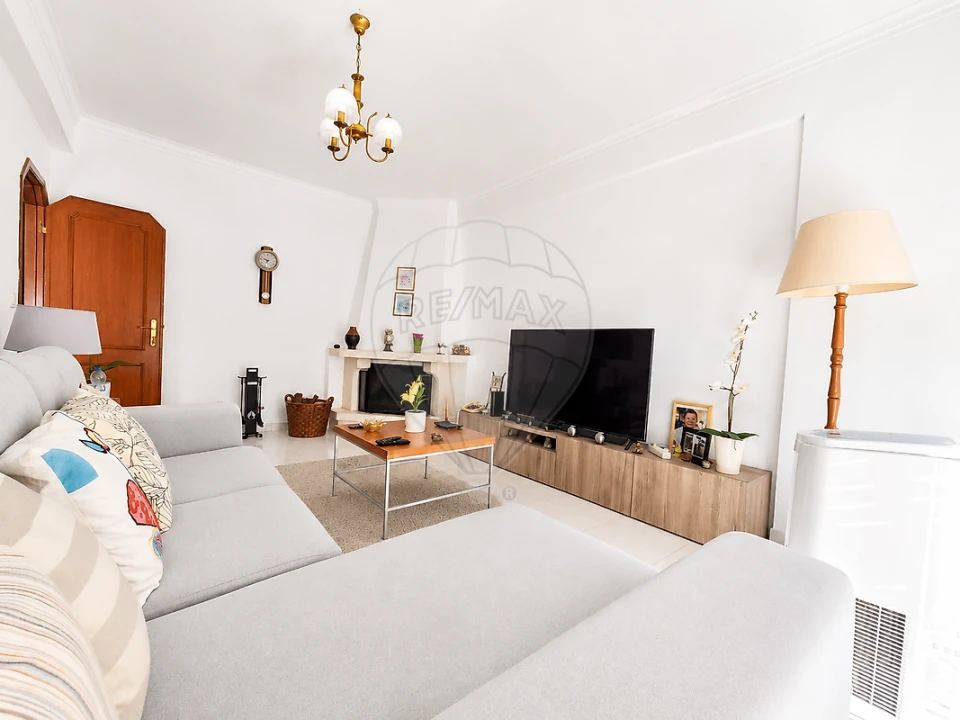 Apartamento T3 para Venda em Vialonga Foto 27