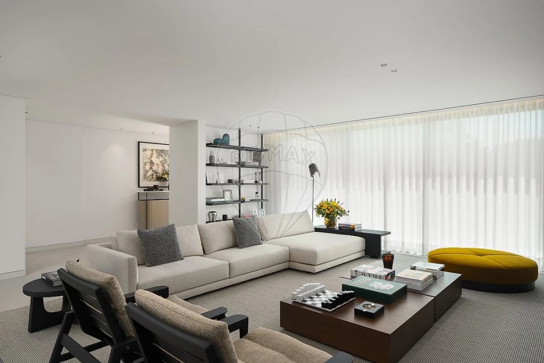 Apartamento T4 para Venda em Almancil Foto 11