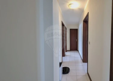 Apartamento T3 para Venda em O. Azeméis, Riba-Ul, Ul, Macinhata Seixa, Madail