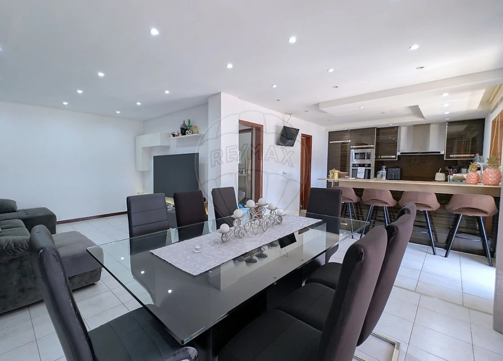 Apartamento T3 para Venda em O. Azeméis, Riba-Ul, Ul, Macinhata Seixa, Madail Foto 21