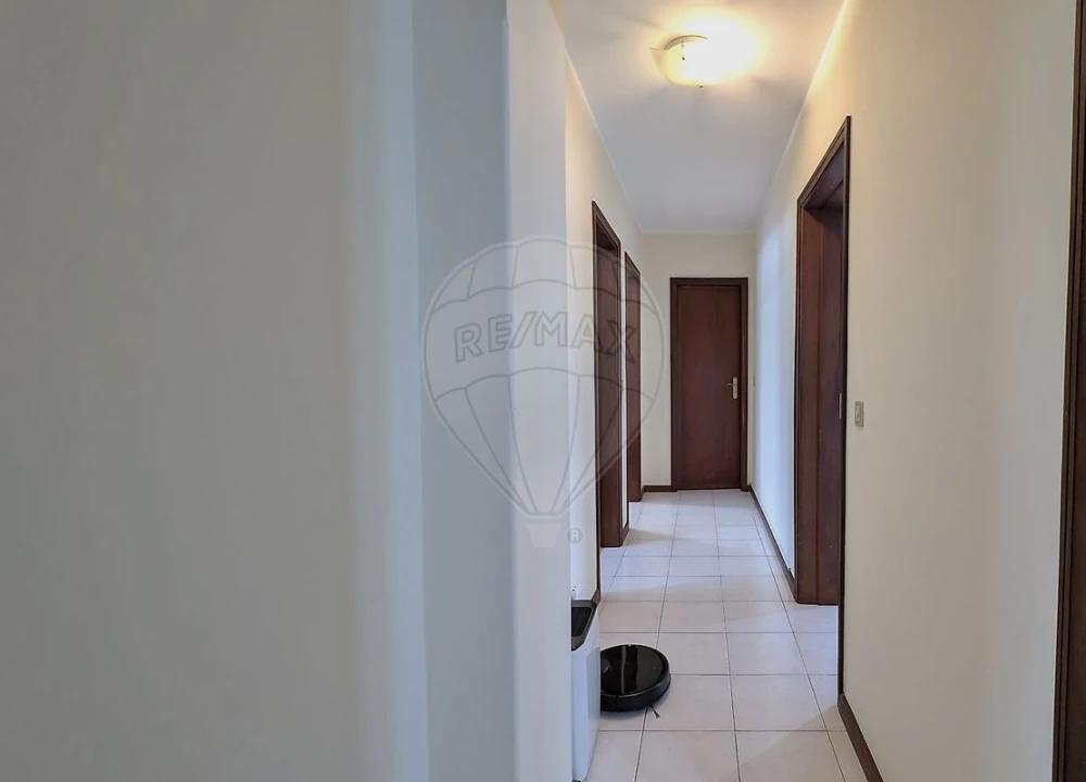 Apartamento T3 para Venda em O. Azeméis, Riba-Ul, Ul, Macinhata Seixa, Madail Foto 6