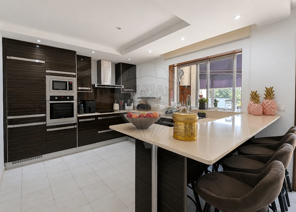 Apartamento T3 para Venda em O. Azeméis, Riba-Ul, Ul, Macinhata Seixa, Madail Foto 5
