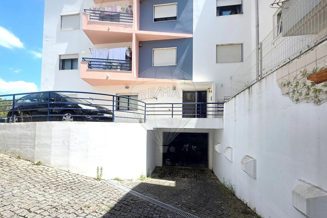 Apartamento T1 para Venda em Vila Franca de Xira Foto 5