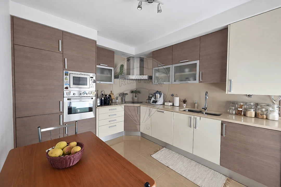 Apartamento T1 para Venda em Vila Franca de Xira Foto 15