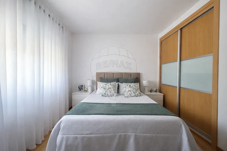Apartamento T1 para Venda em Vila Franca de Xira Foto 12