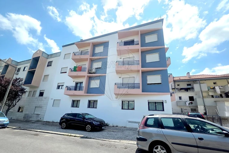 Apartamento T1 para Venda em Vila Franca de Xira Foto 18