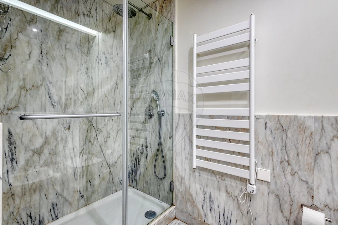 Apartamento T1 para Arrendamento em Santa Marinha e São Pedro da Afurada Foto 15