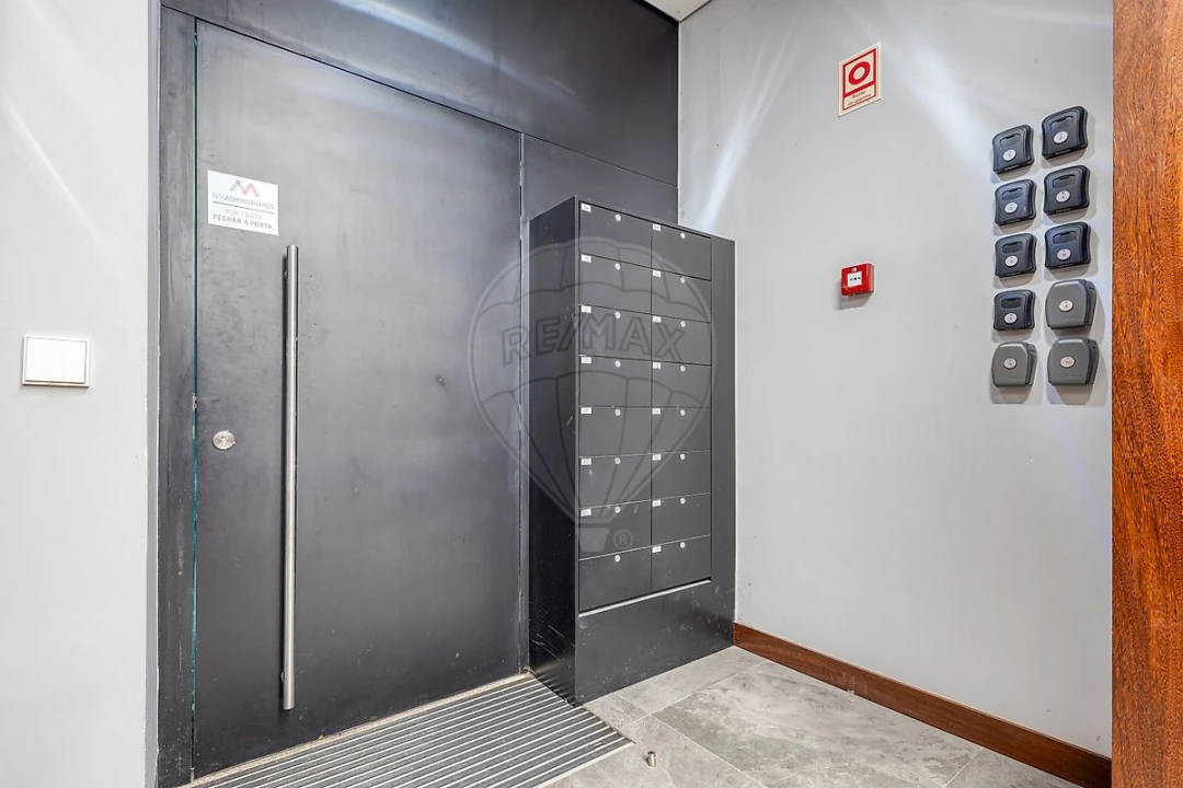 Apartamento T1 para Arrendamento em Santa Marinha e São Pedro da Afurada Foto 6