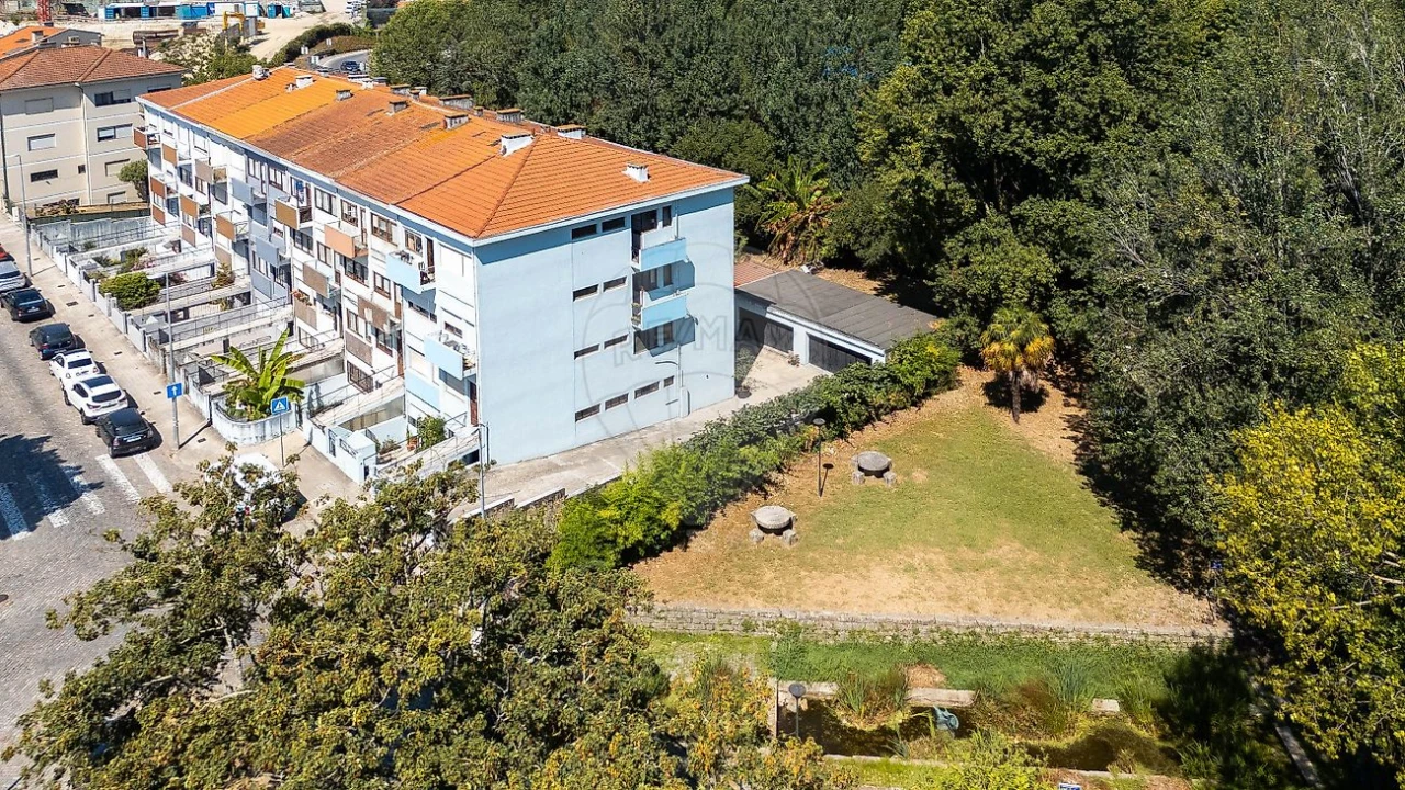 Apartamento T2 para Venda em Paranhos Foto 10
