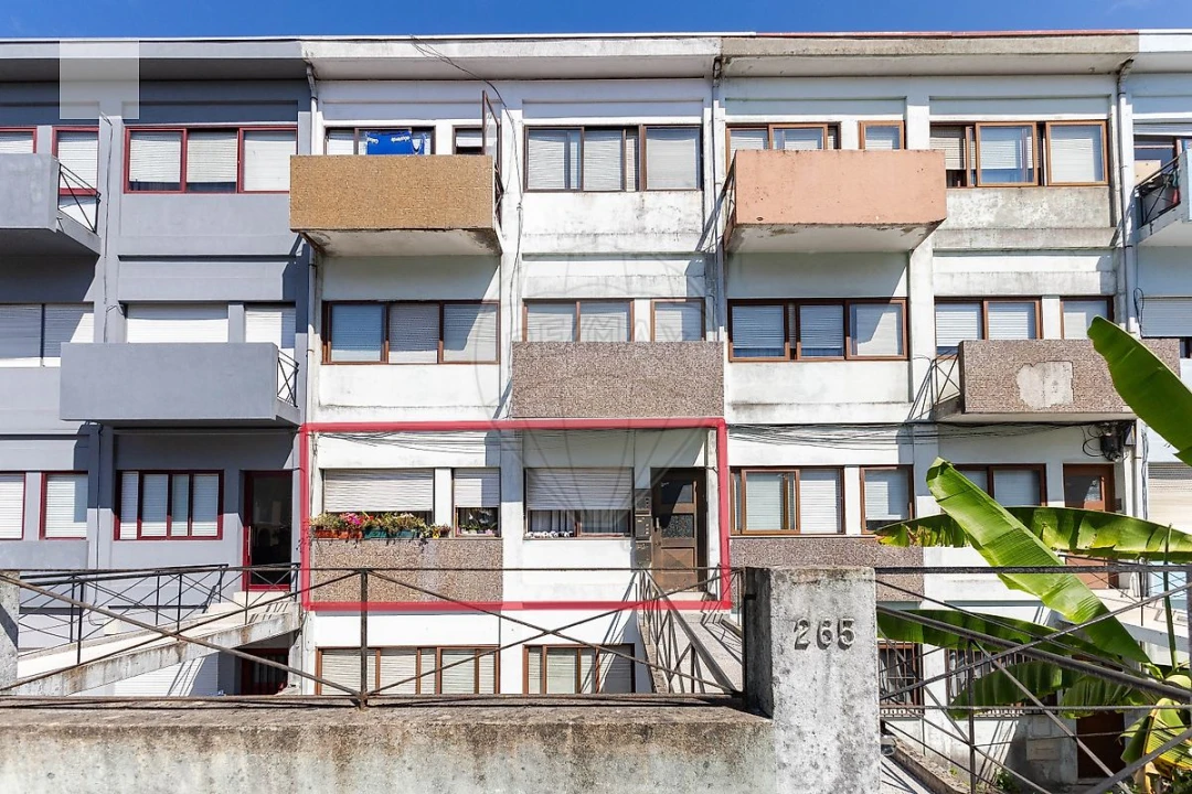 Apartamento T2 para Venda em Paranhos Foto 17