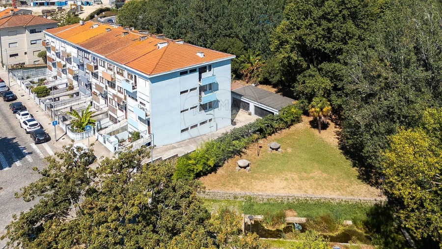 Apartamento T2 para Venda em Paranhos Foto 10