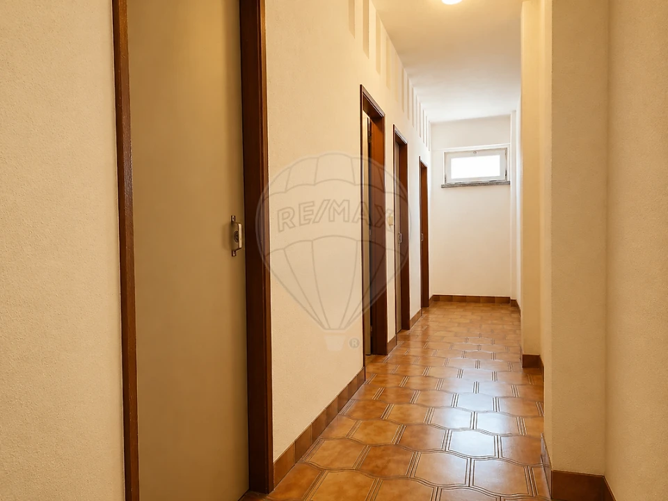 Apartamento T2 para Venda em Póvoa de Santa Iria e Forte da Casa Foto 34