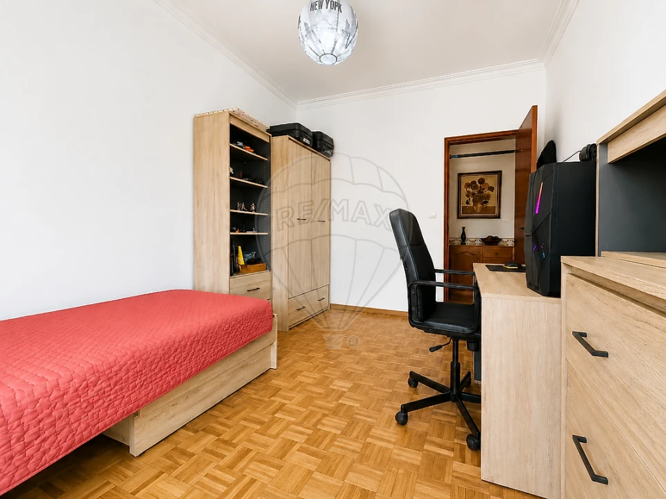 Apartamento T2 para Venda em Póvoa de Santa Iria e Forte da Casa Foto 12