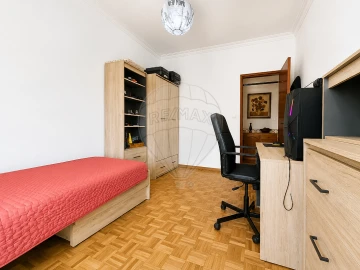 Apartamento T2 para Venda em Póvoa de Santa Iria e Forte da Casa