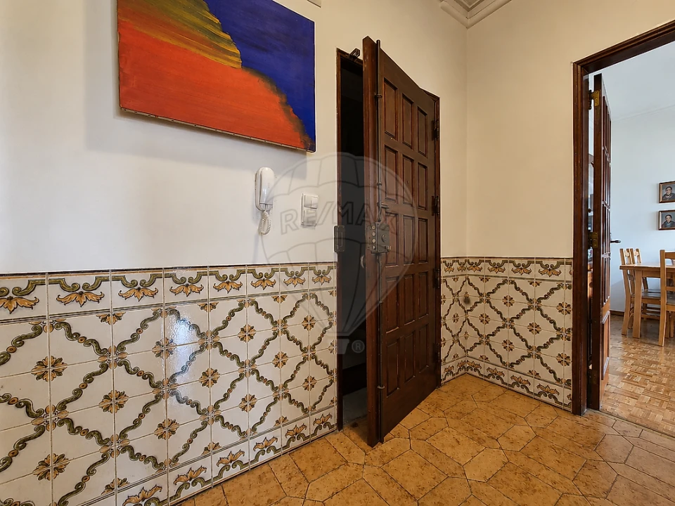 Apartamento T2 para Venda em Póvoa de Santa Iria e Forte da Casa Foto 4