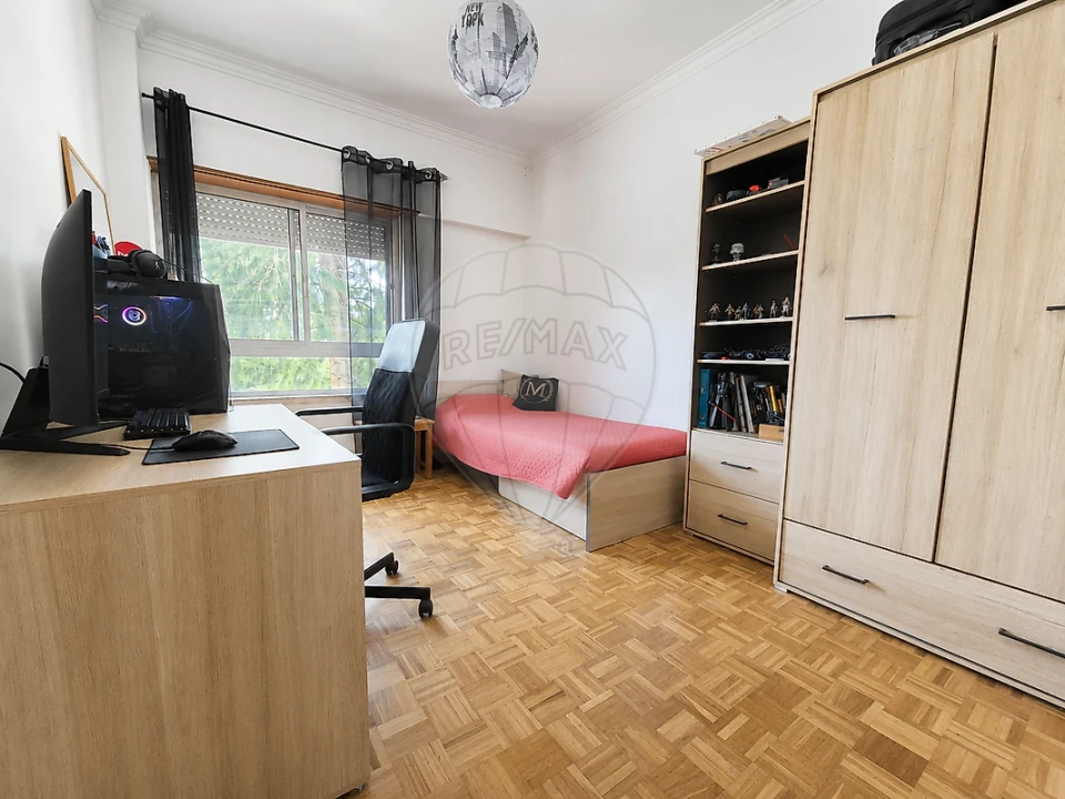 Apartamento T2 para Venda em Póvoa de Santa Iria e Forte da Casa Foto 10