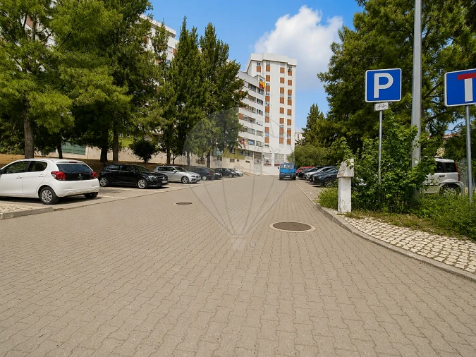 Apartamento T2 para Venda em Póvoa de Santa Iria e Forte da Casa Foto 15