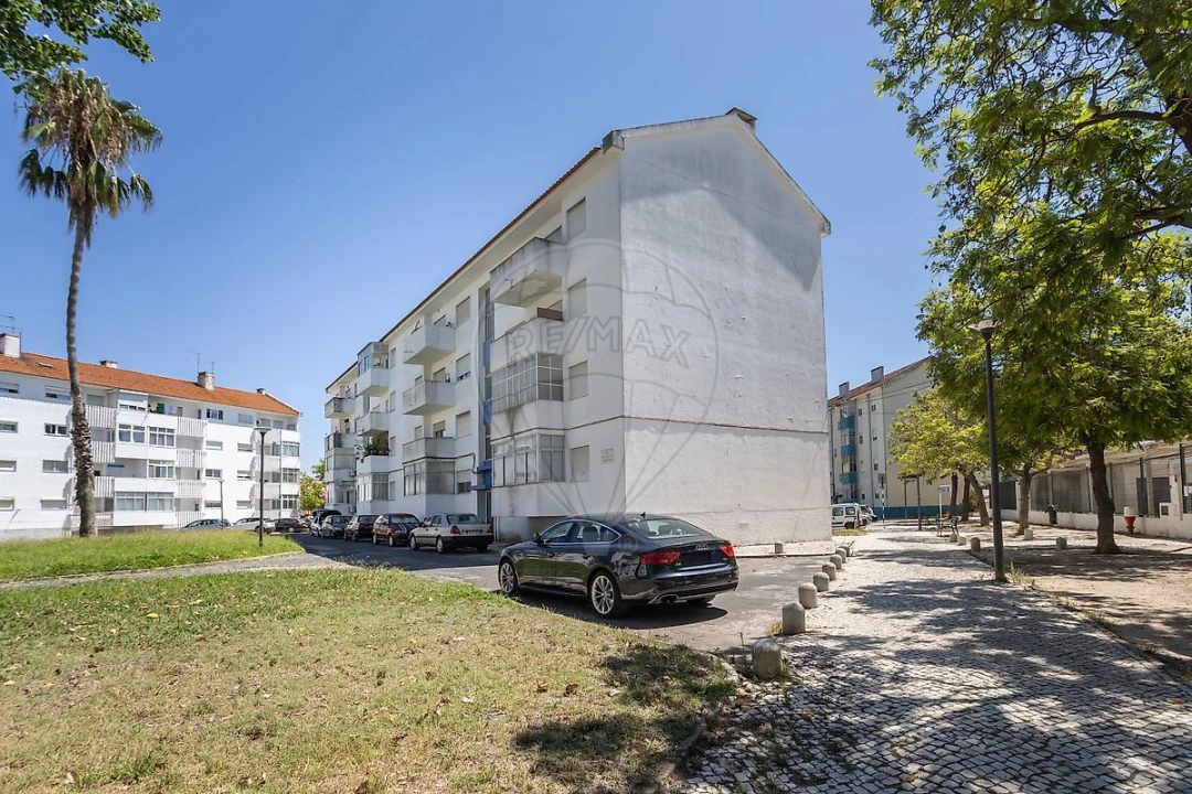 Apartamento T4 para Venda em Montijo e Afonsoeiro Foto 2