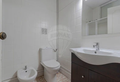 Apartamento T3 para Venda em Lordelo do Ouro e Massarelos