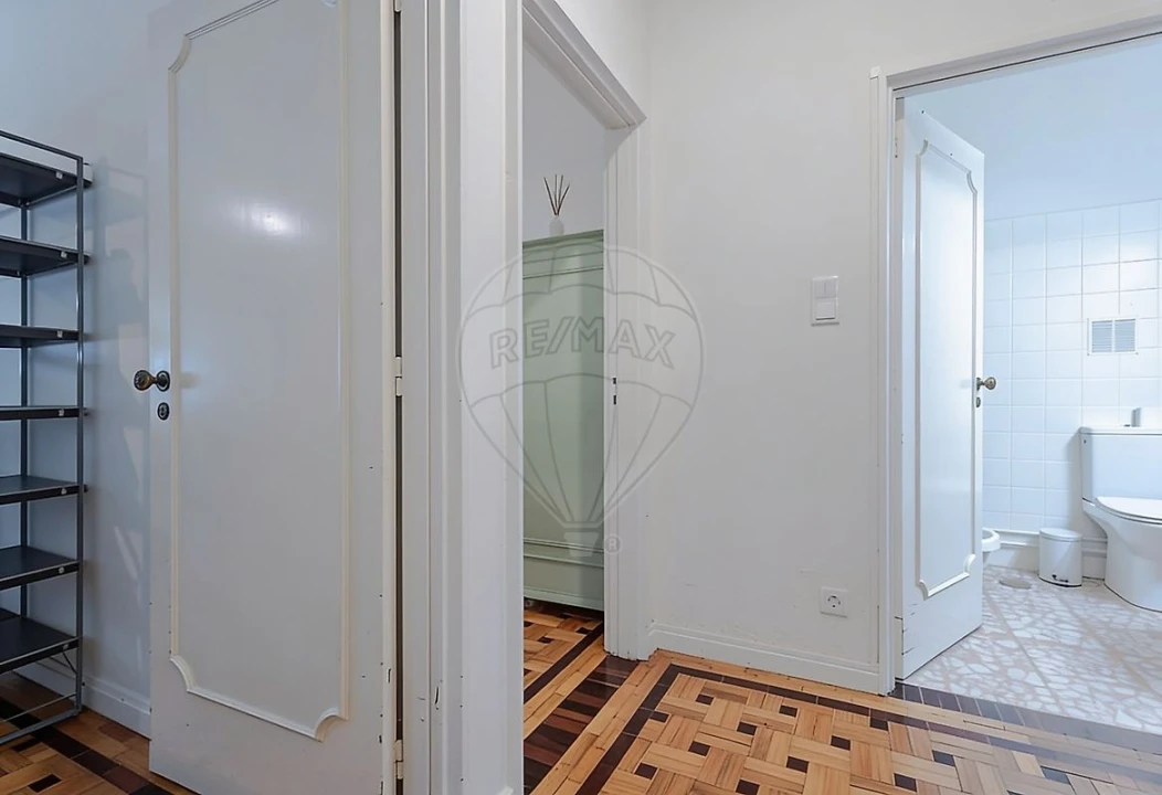 Apartamento T3 para Venda em Lordelo do Ouro e Massarelos Foto 6