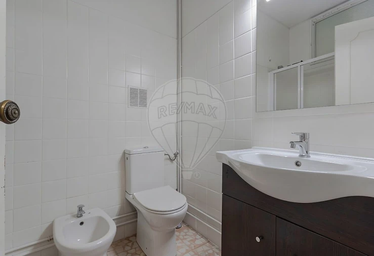 Apartamento T3 para Venda em Lordelo do Ouro e Massarelos Foto 8