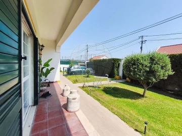 Moradia T3 para Venda em Azeitão (São Lourenço e São Simão)