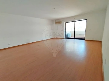 Apartamento T3 para Venda em Setubal (São Sebastião)