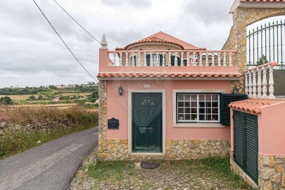 Moradia T4 para Venda em Sobral de Monte Agraço