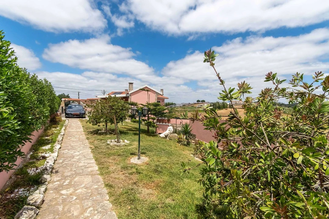 Moradia T4 para Venda em Sobral de Monte Agraço Foto 9
