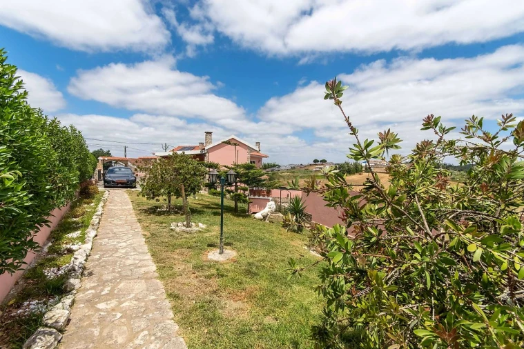 Moradia T4 para Venda em Sobral de Monte Agraço Foto 9