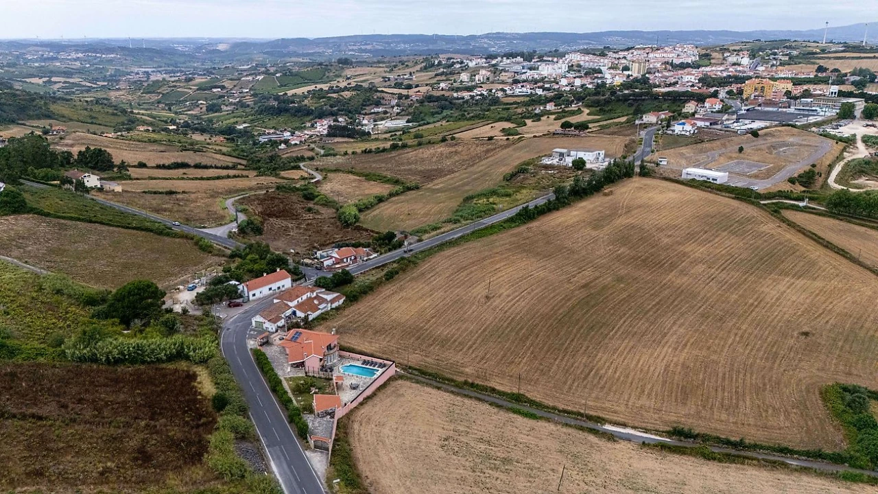 Moradia T4 para Venda em Sobral de Monte Agraço Foto 28