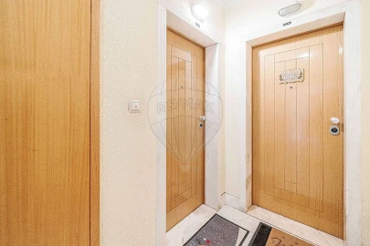 Apartamento T2 para Arrendamento em Vialonga