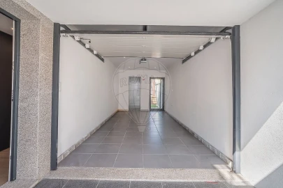 Moradia T3 para Venda em Madalena