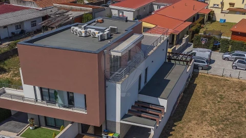 Moradia T3 para Venda em Madalena