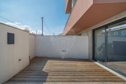 Moradia T3 para Venda em Madalena