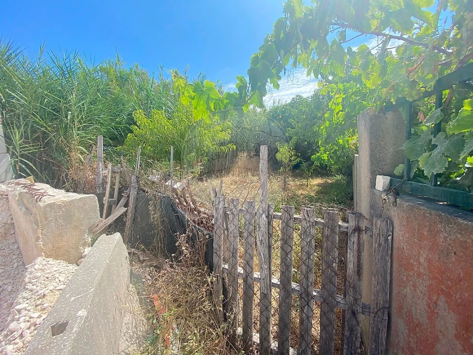 Terreno para Venda em Santo Antão e São Julião do Tojal Foto 1