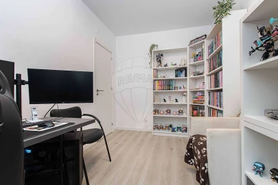 Apartamento T3 para Venda em Vialonga