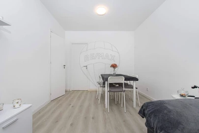 Apartamento T3 para Venda em Vialonga