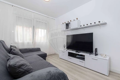 Apartamento T3 para Venda em Vialonga