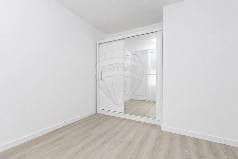 Apartamento T3 para Venda em Vialonga Foto 21