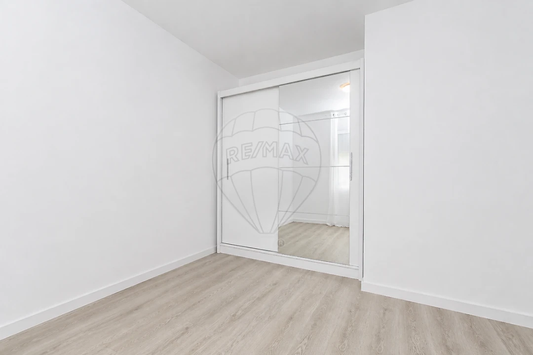 Apartamento T3 para Venda em Vialonga Foto 21