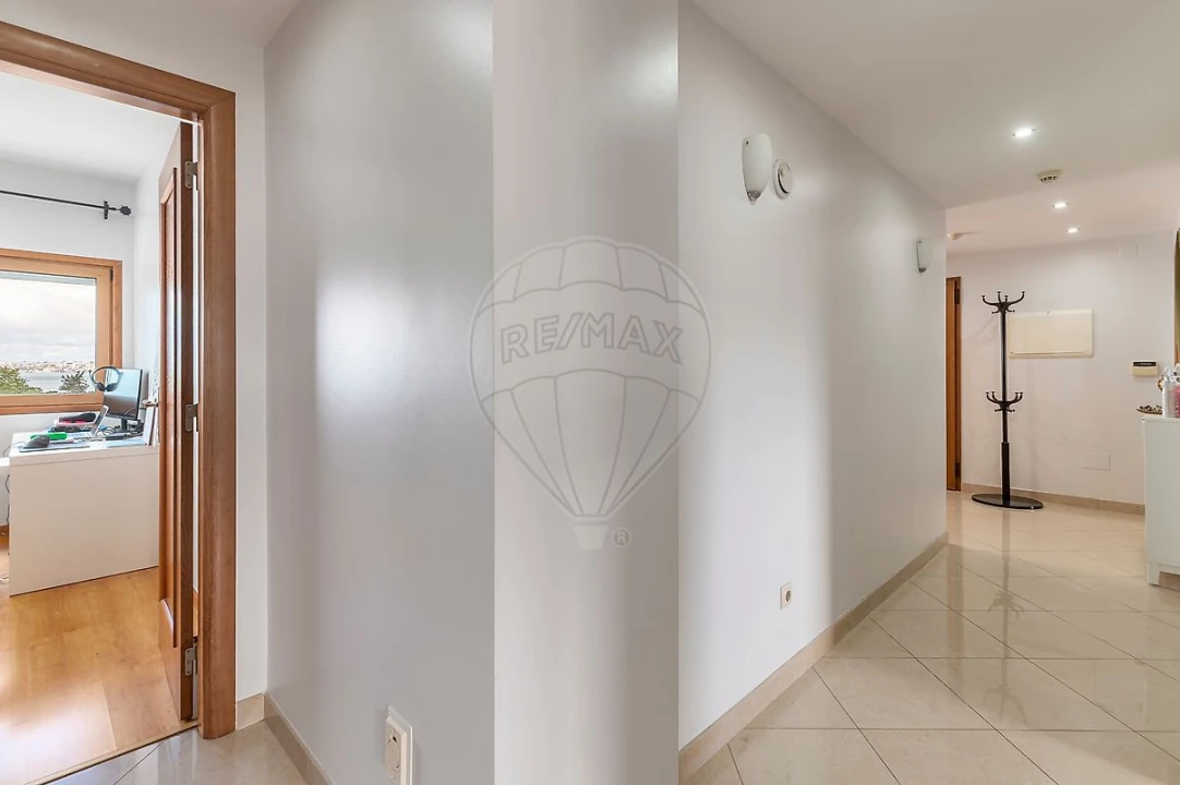 Apartamento T3 para Venda em Barreiro e Lavradio Foto 45