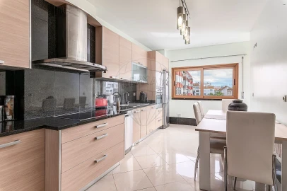Apartamento T3 para Venda em Barreiro e Lavradio