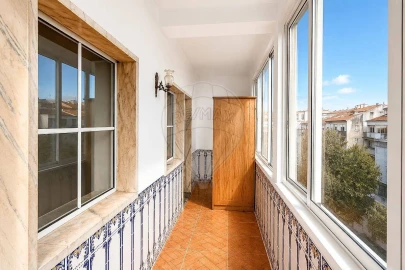 Apartamento T2 para Venda em Agualva e Mira-Sintra