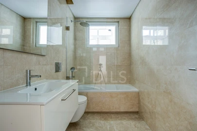 Apartamento T3 para Venda em Arroios