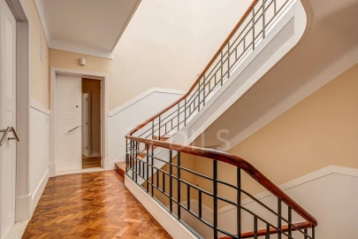 Apartamento T3 para Venda em Arroios