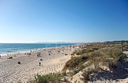 Apartamento T2 para Venda em Charneca de Caparica e Sobreda