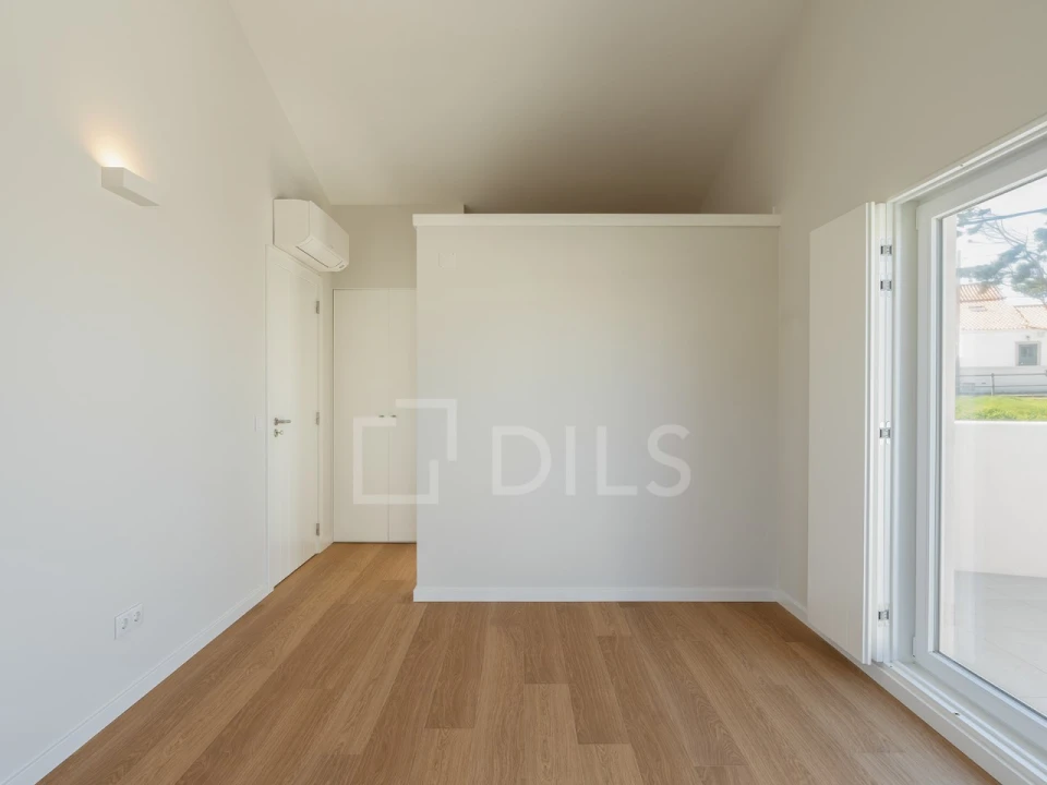 Moradia T2 para Venda em Colares Foto 17