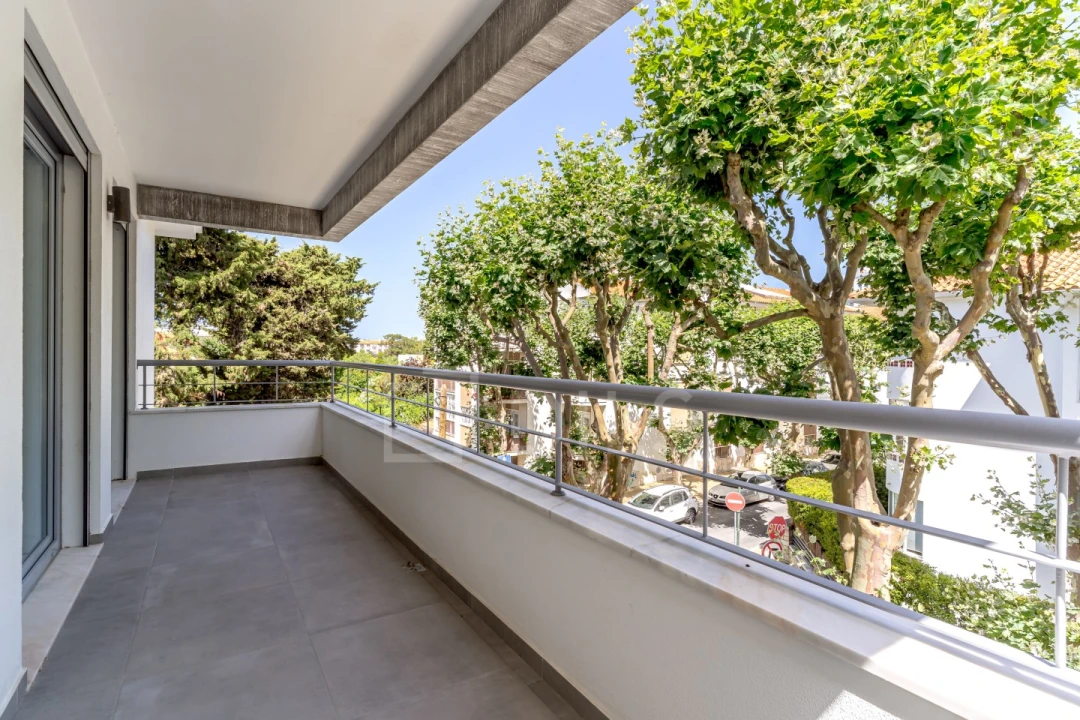 Apartamento T3 para Venda em Carcavelos e Parede Foto 13