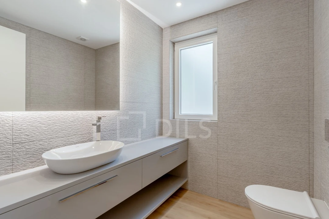 Apartamento T3 para Venda em Carcavelos e Parede Foto 25